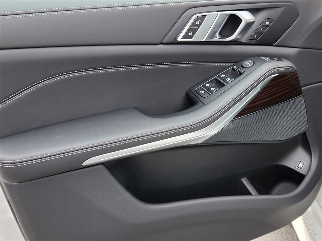 new 2026 BMW X5 PHEV car, priced at $82,324