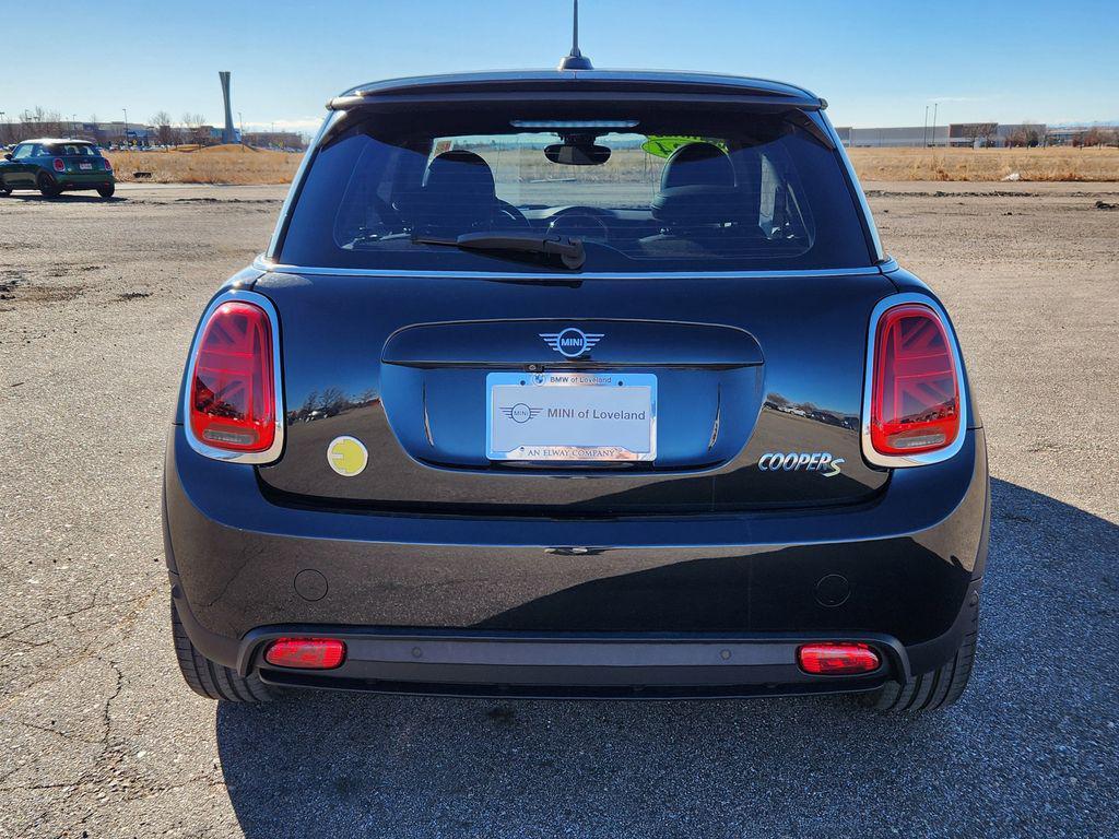 used 2024 MINI Hardtop car, priced at $22,580