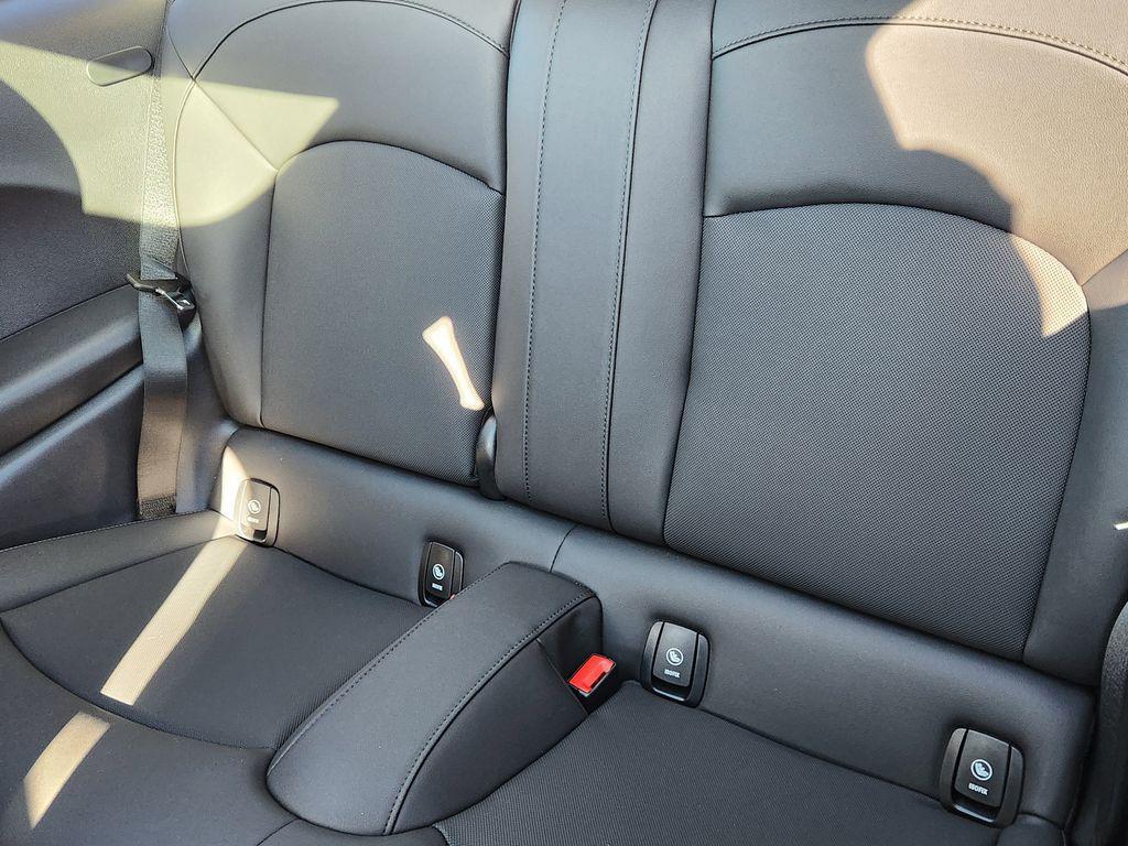 used 2024 MINI Hardtop car, priced at $22,580