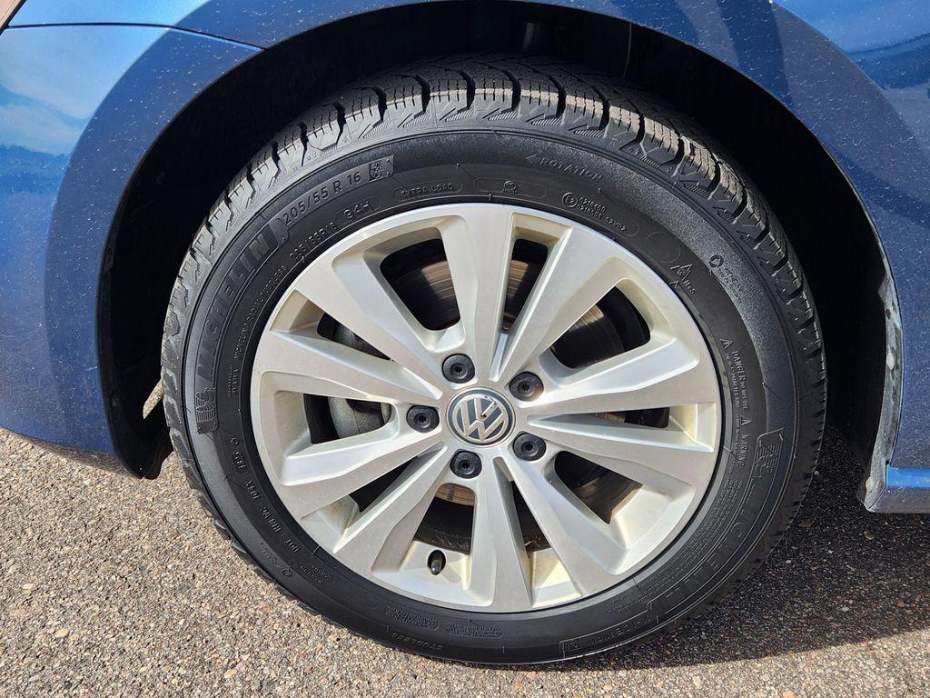 used 2017 Volkswagen Golf SportWagen car, priced at $11,968