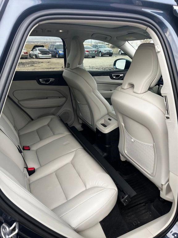 used 2022 Volvo XC60 Recharge Plug-In Hybrid car, priced at $32,476