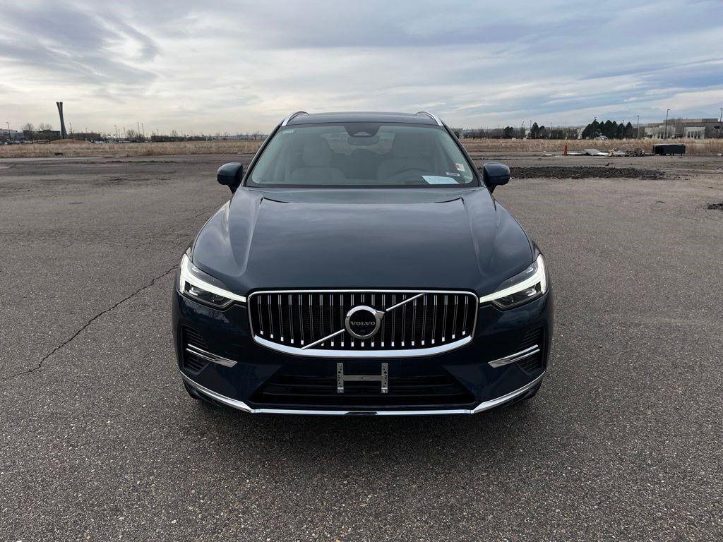 used 2022 Volvo XC60 Recharge Plug-In Hybrid car, priced at $32,476