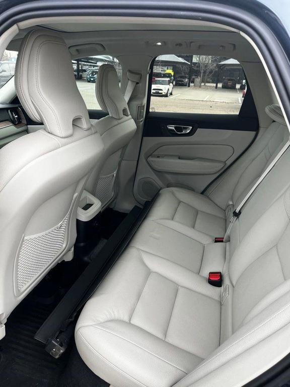 used 2022 Volvo XC60 Recharge Plug-In Hybrid car, priced at $32,476