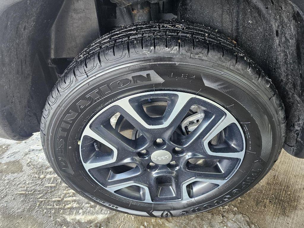 used 2022 Jeep Compass car, priced at $18,990