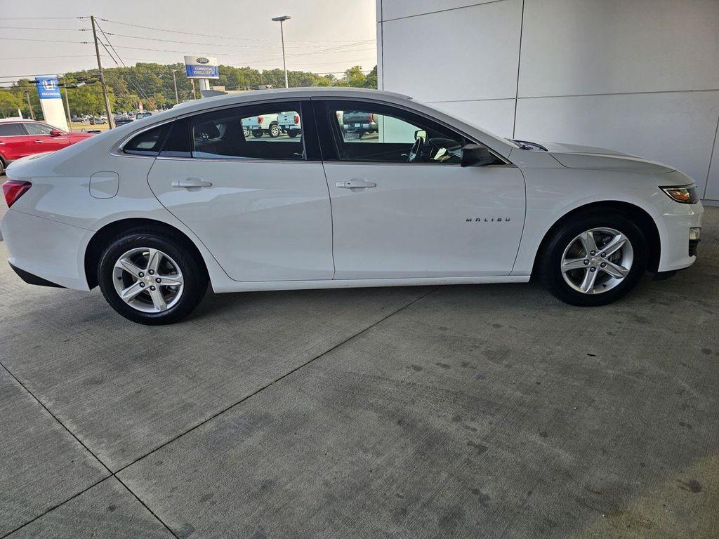 used 2024 Chevrolet Malibu car, priced at $18,486