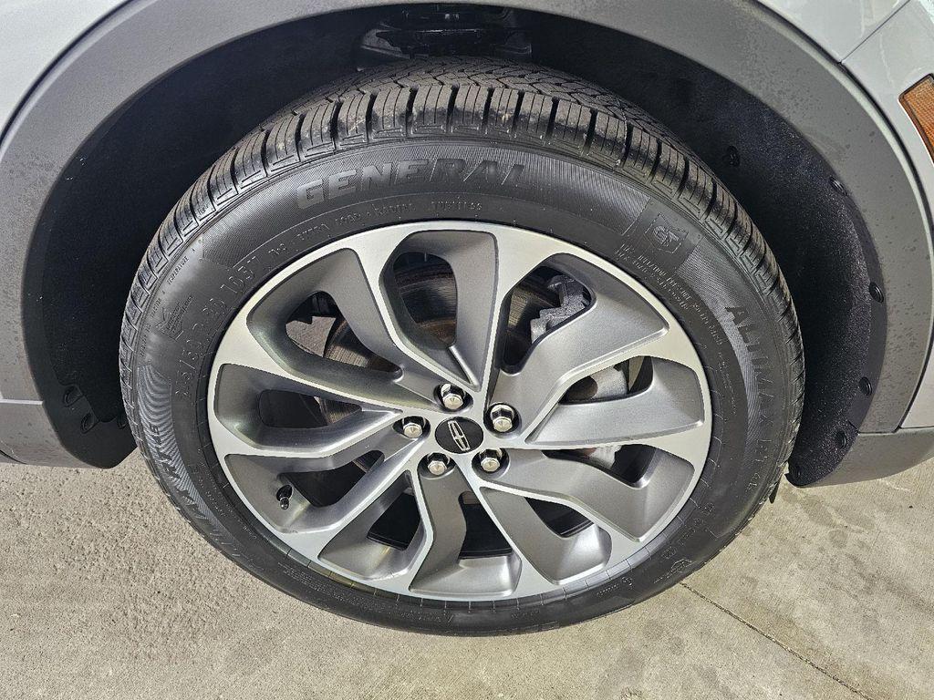 used 2022 Lincoln Nautilus car, priced at $31,990