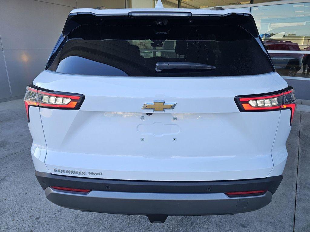 used 2025 Chevrolet Equinox car, priced at $25,990