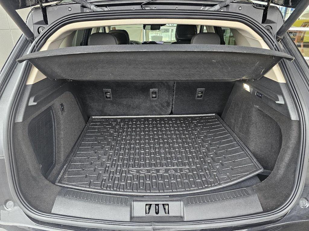 used 2023 Lincoln Corsair car, priced at $35,990