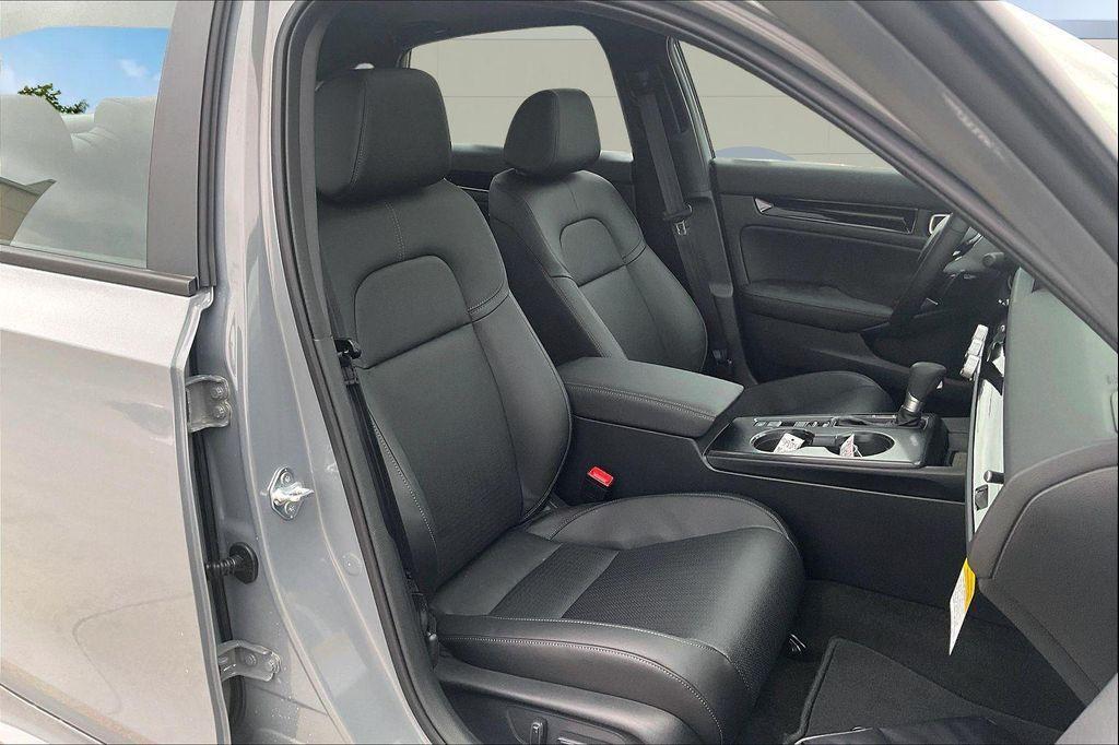 new 2026 Honda Civic Hybrid car, priced at $32,334