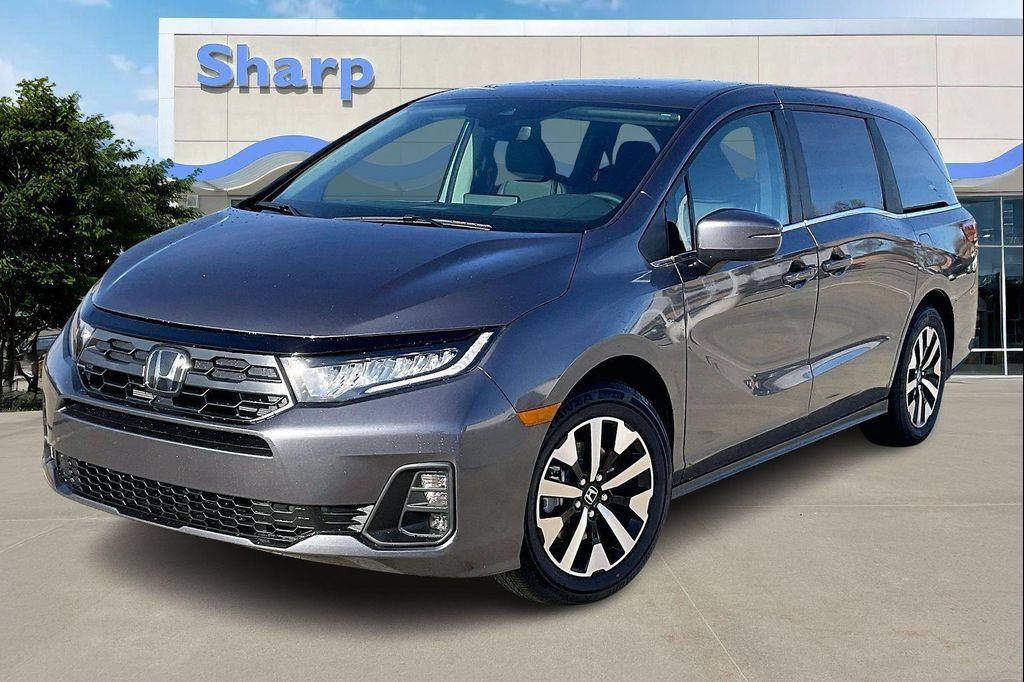 new 2026 Honda Odyssey car, priced at $42,048
