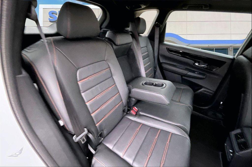 new 2026 Honda CR-V Hybrid car, priced at $43,805