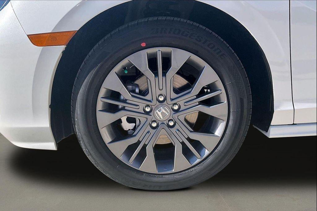 new 2026 Honda Odyssey car, priced at $46,598
