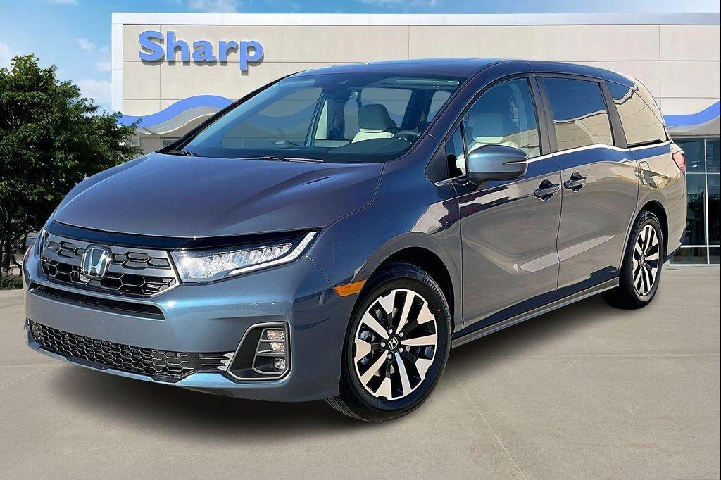 new 2026 Honda Odyssey car, priced at $42,048
