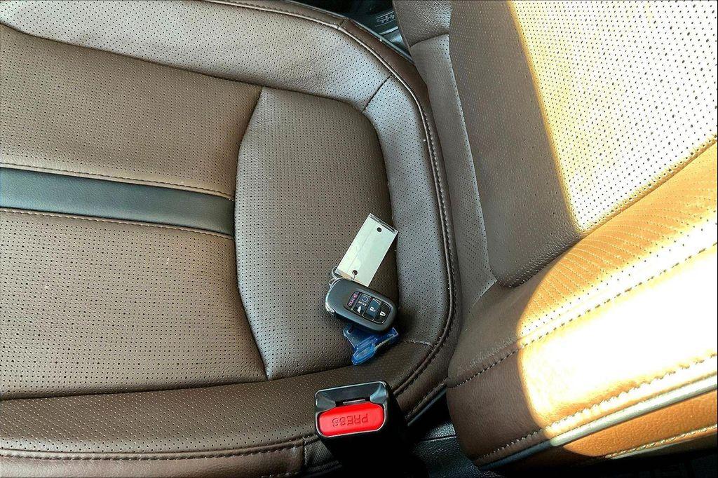 used 2025 Honda Pilot car, priced at $48,500