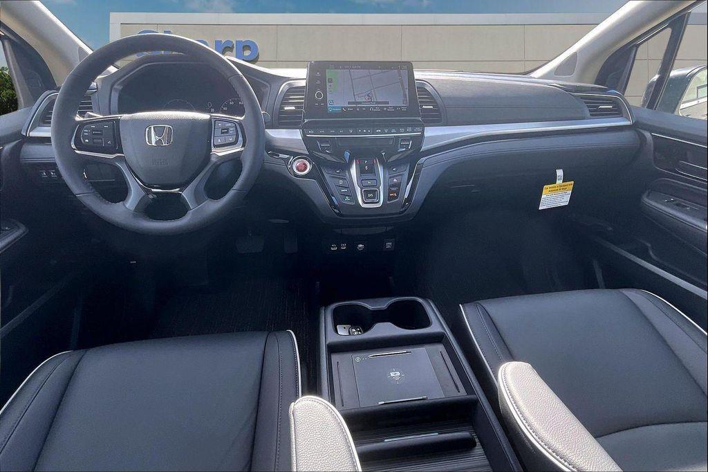 new 2026 Honda Odyssey car, priced at $46,171