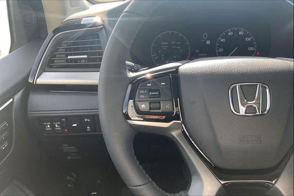 new 2026 Honda Odyssey car, priced at $46,171