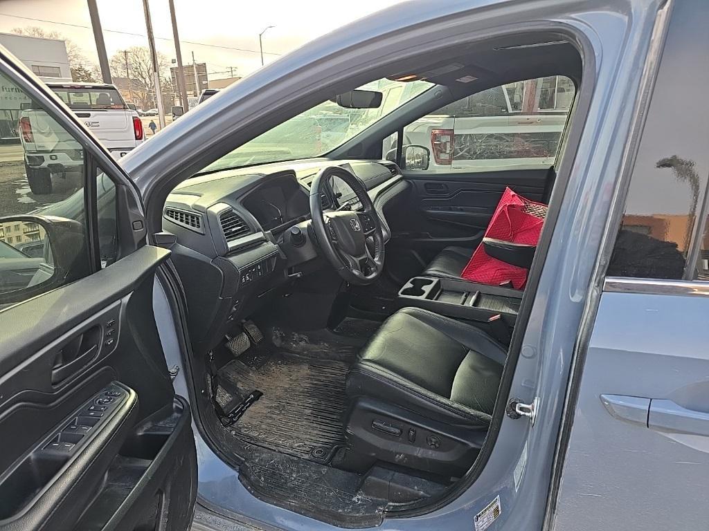used 2023 Honda Odyssey car, priced at $34,000