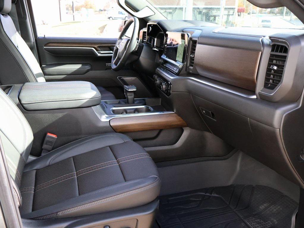 used 2025 Chevrolet Silverado 1500 car, priced at $58,800