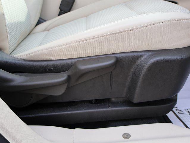 used 2023 Buick Envision car, priced at $22,000