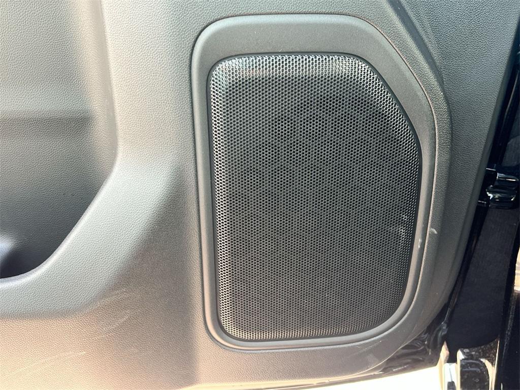 new 2026 GMC Sierra 1500 car, priced at $47,128