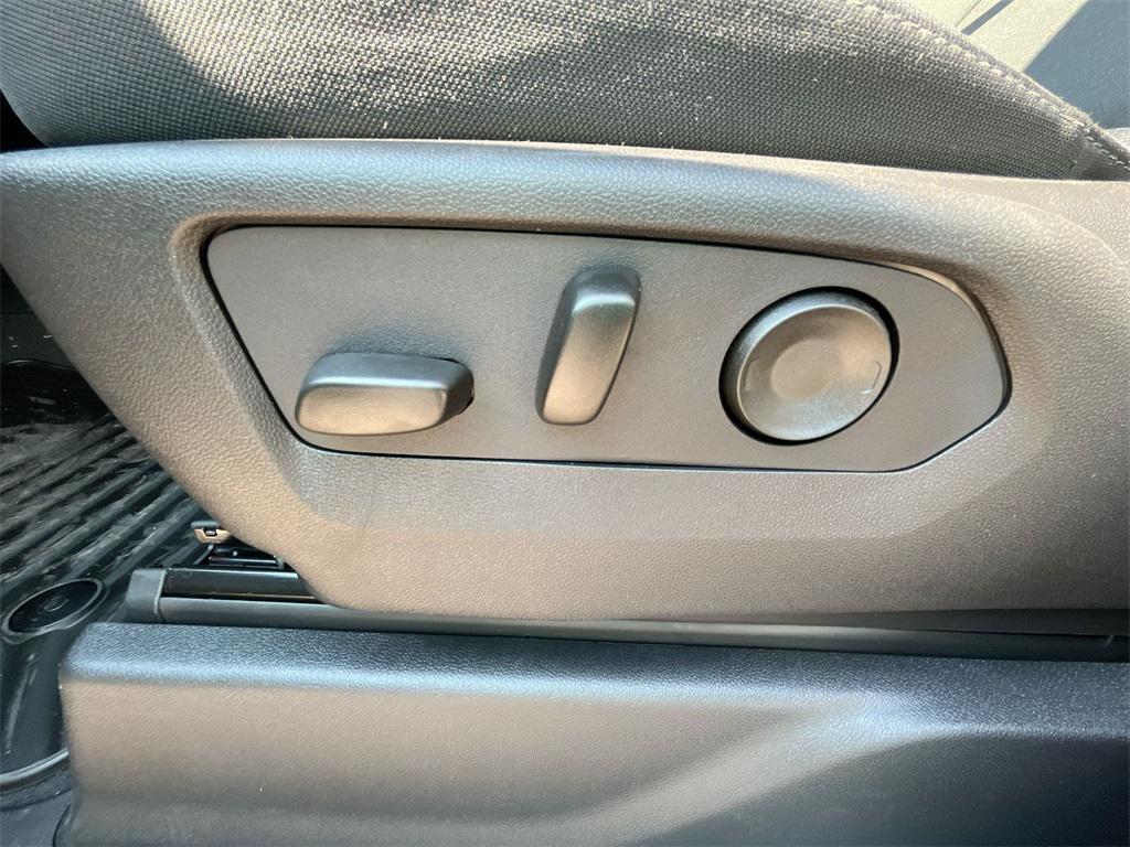 new 2026 GMC Sierra 1500 car, priced at $47,128