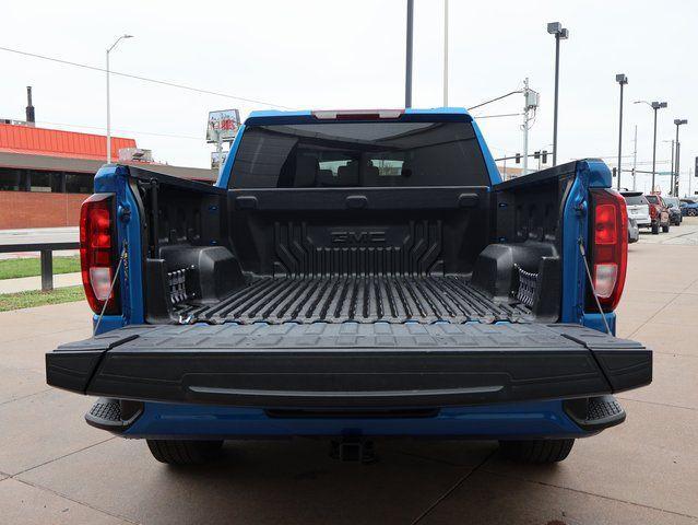 used 2022 GMC Sierra 1500 car, priced at $40,000