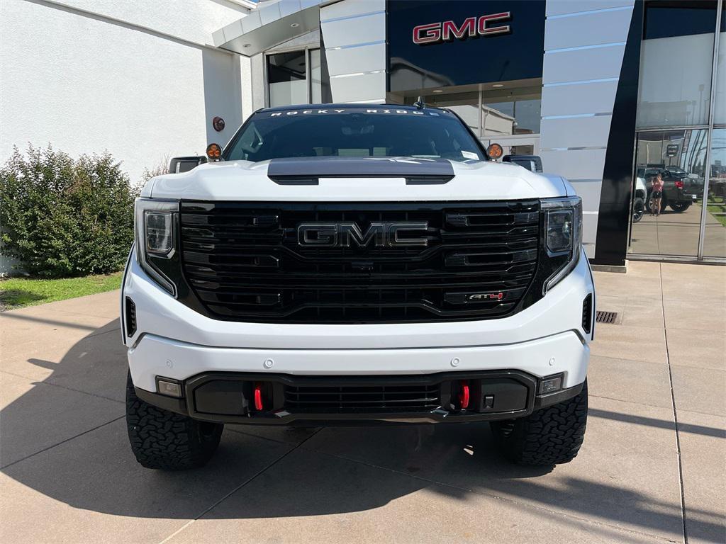 new 2025 GMC Sierra 1500 car, priced at $80,297