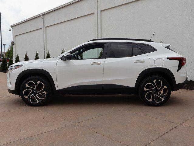 used 2025 Chevrolet Trax car, priced at $24,000