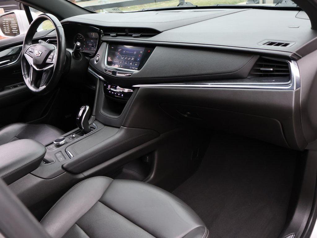 used 2020 Cadillac XT5 car, priced at $25,200