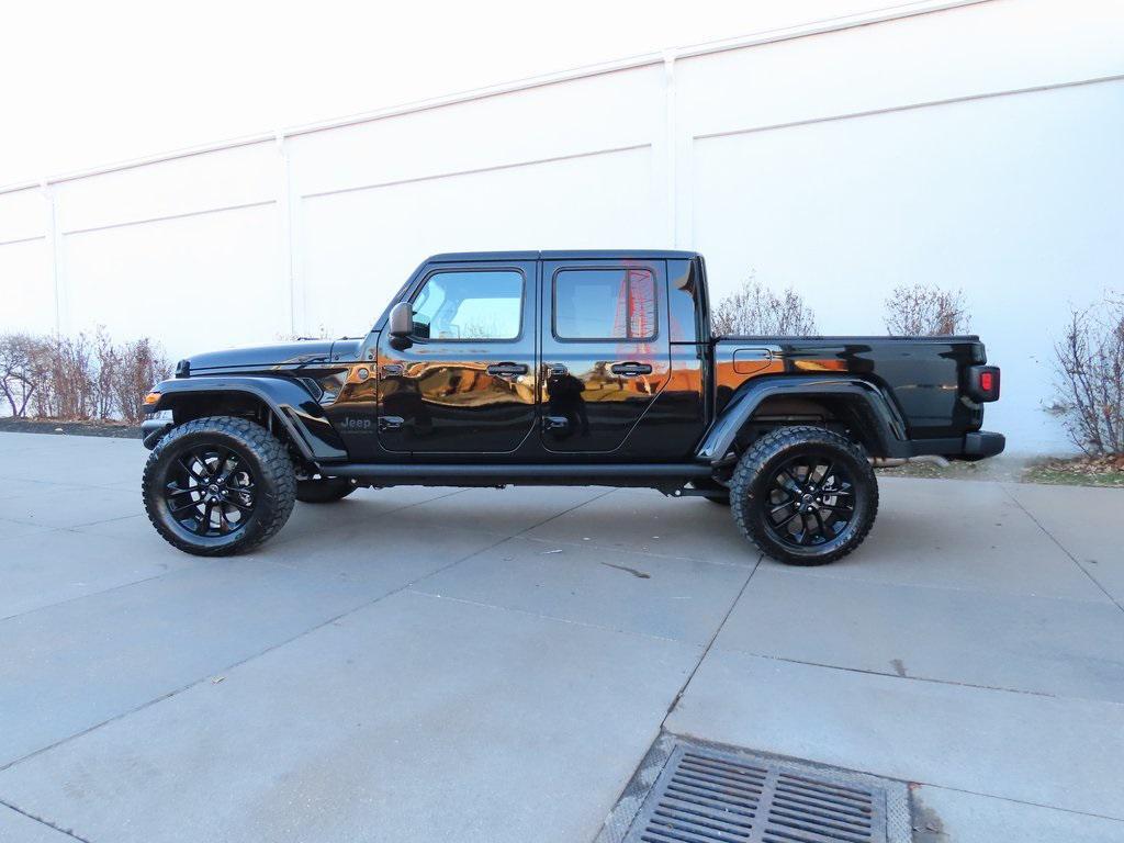 used 2025 Jeep Gladiator car, priced at $38,000