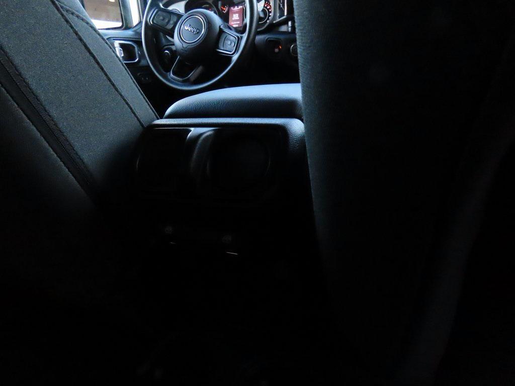 used 2025 Jeep Gladiator car, priced at $38,000