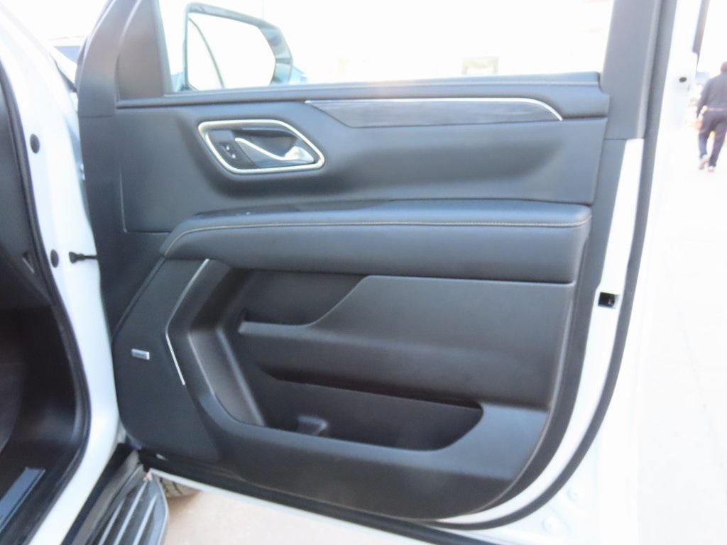 used 2023 GMC Yukon XL car, priced at $59,000