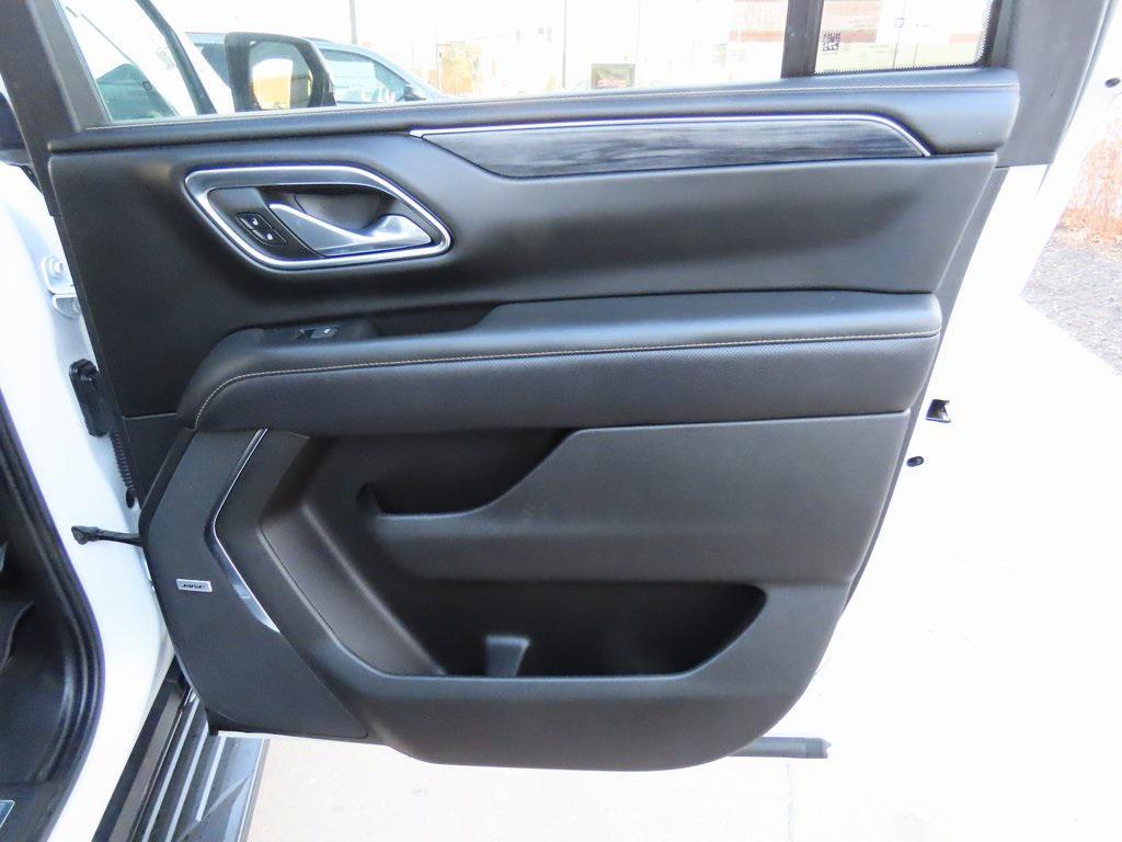 used 2023 GMC Yukon XL car, priced at $59,000