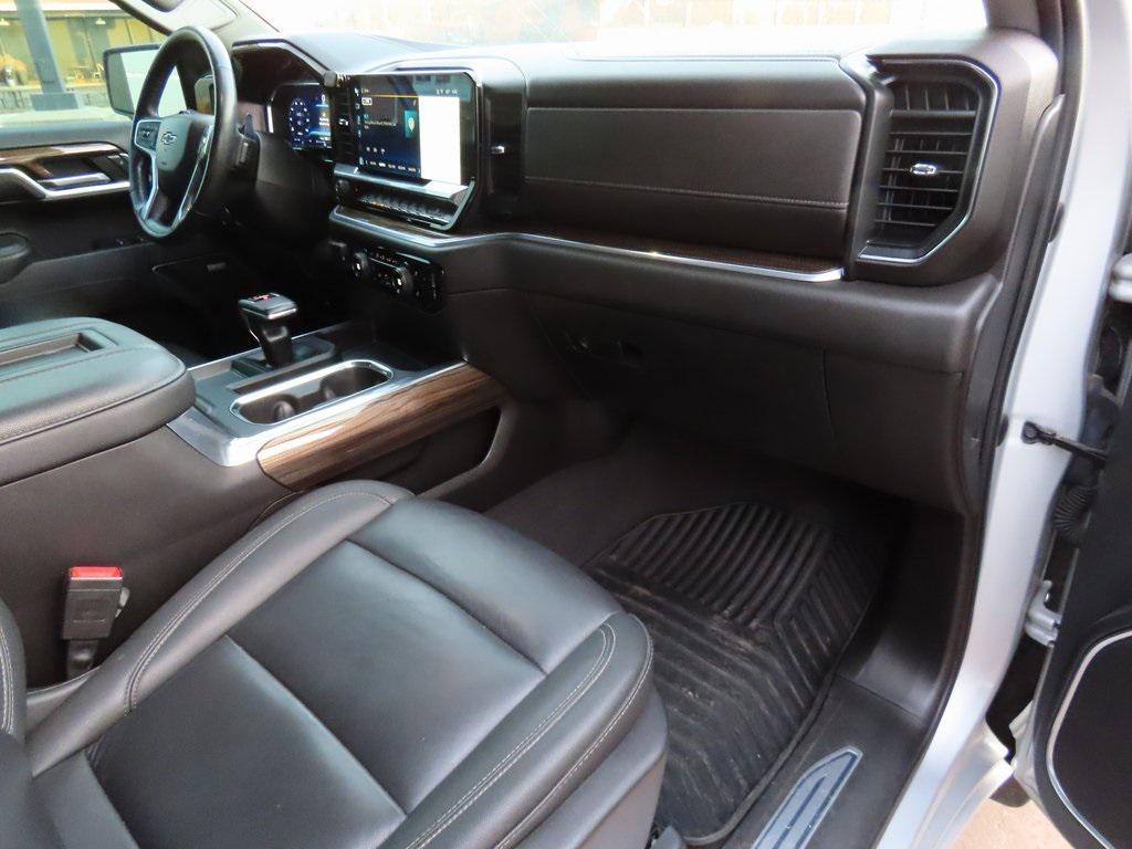 used 2022 Chevrolet Silverado 1500 car, priced at $36,000