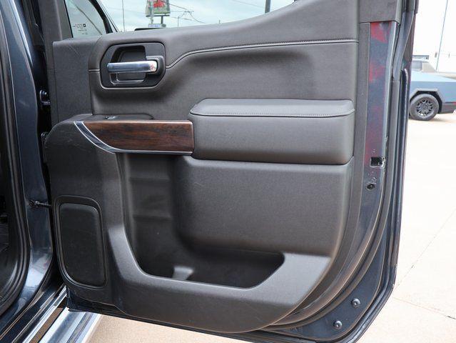 used 2022 GMC Sierra 1500 car, priced at $35,000