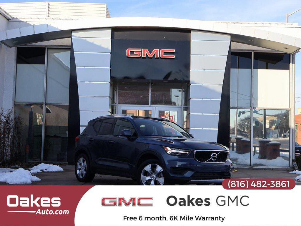 used 2022 Volvo XC40 car, priced at $25,000