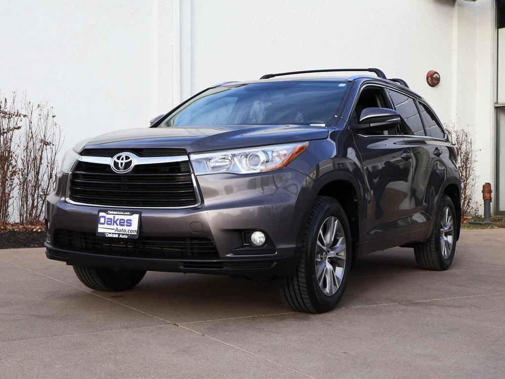 used 2015 Toyota Highlander car, priced at $16,500