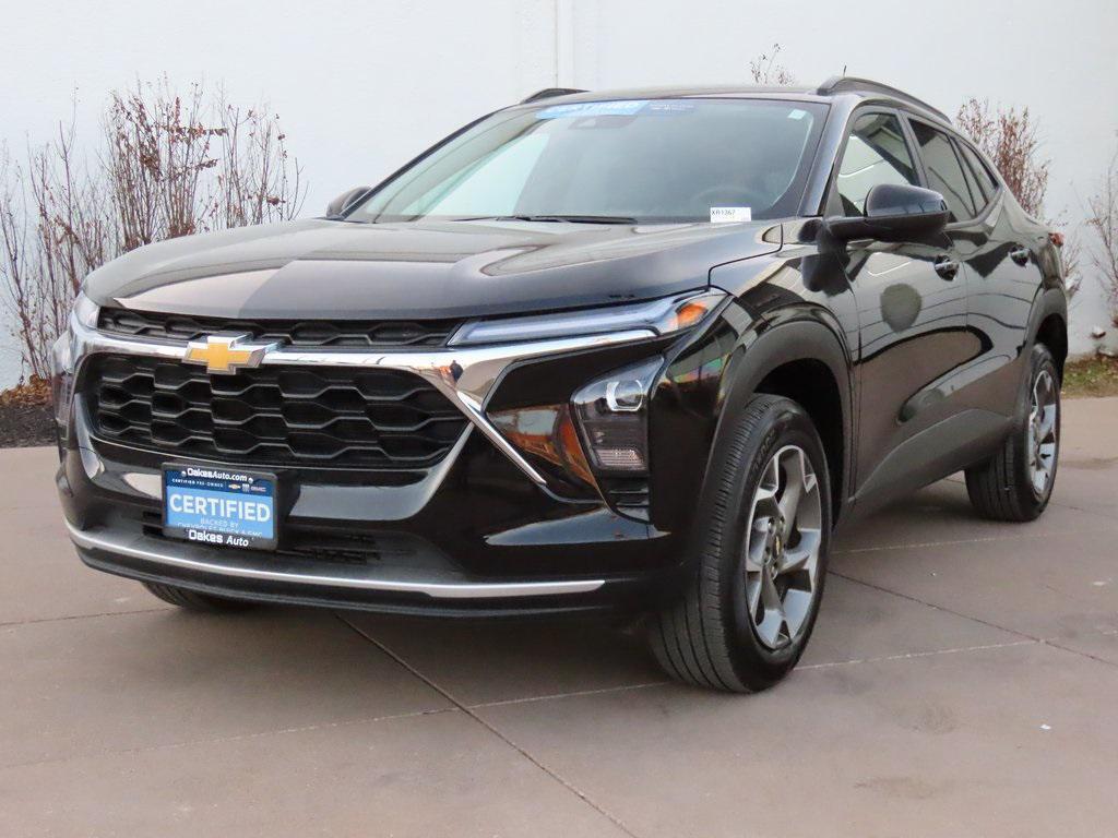 used 2025 Chevrolet Trax car, priced at $20,000