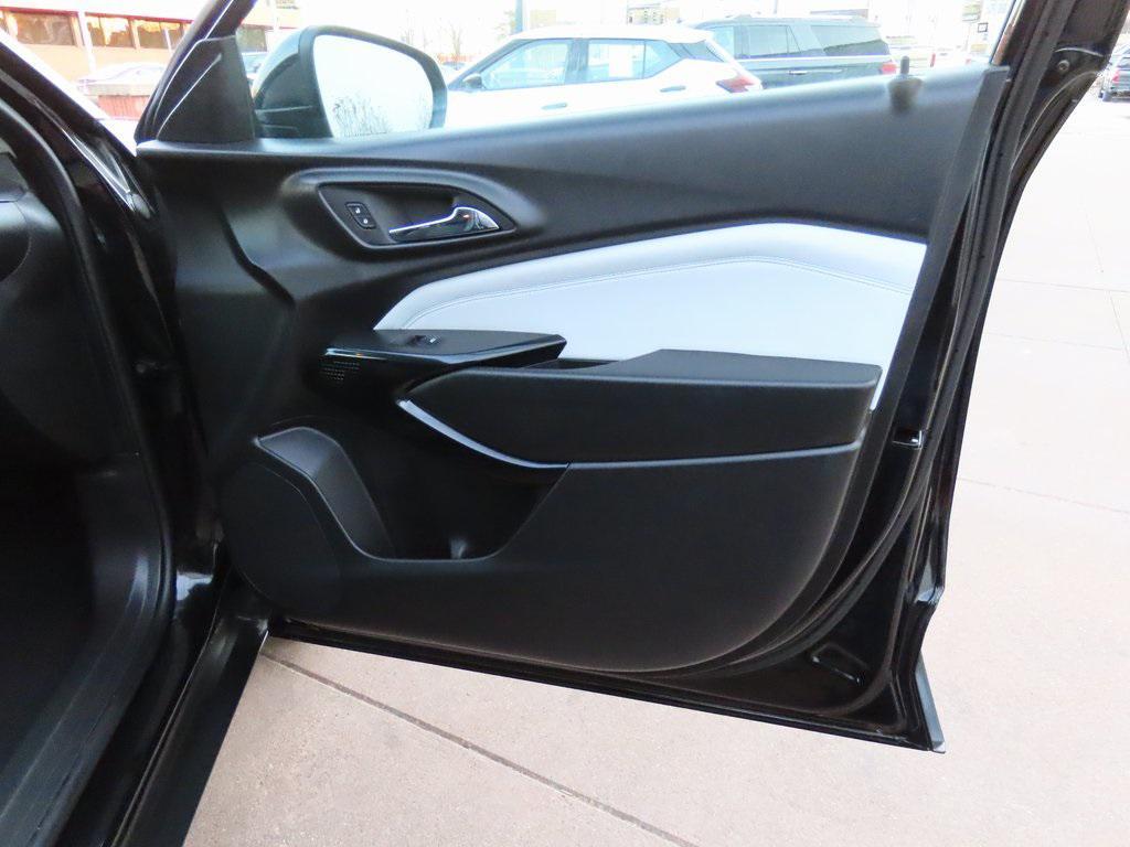 used 2025 Chevrolet Trax car, priced at $20,000