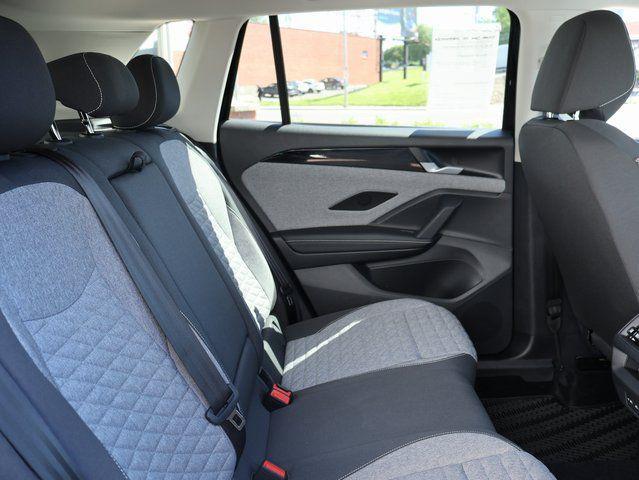 used 2025 Volkswagen Tiguan car, priced at $29,000