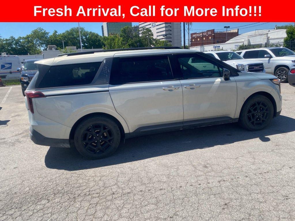 used 2025 Kia Carnival Hybrid car, priced at $46,620