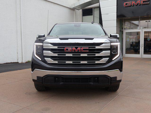 new 2025 GMC Sierra 1500 car, priced at $41,674