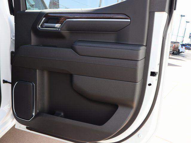 new 2026 GMC Sierra 1500 car, priced at $42,990