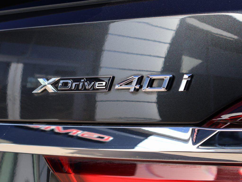 used 2021 BMW X7 car, priced at $28,000