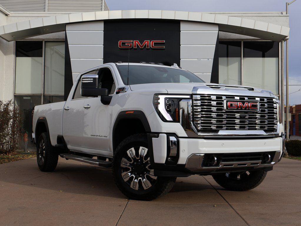 new 2026 GMC Sierra 3500 car, priced at $81,256
