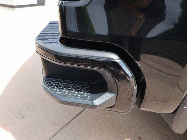 used 2020 GMC Sierra 1500 car, priced at $34,000