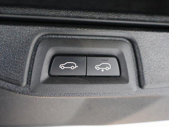 used 2024 BMW X7 car, priced at $62,620