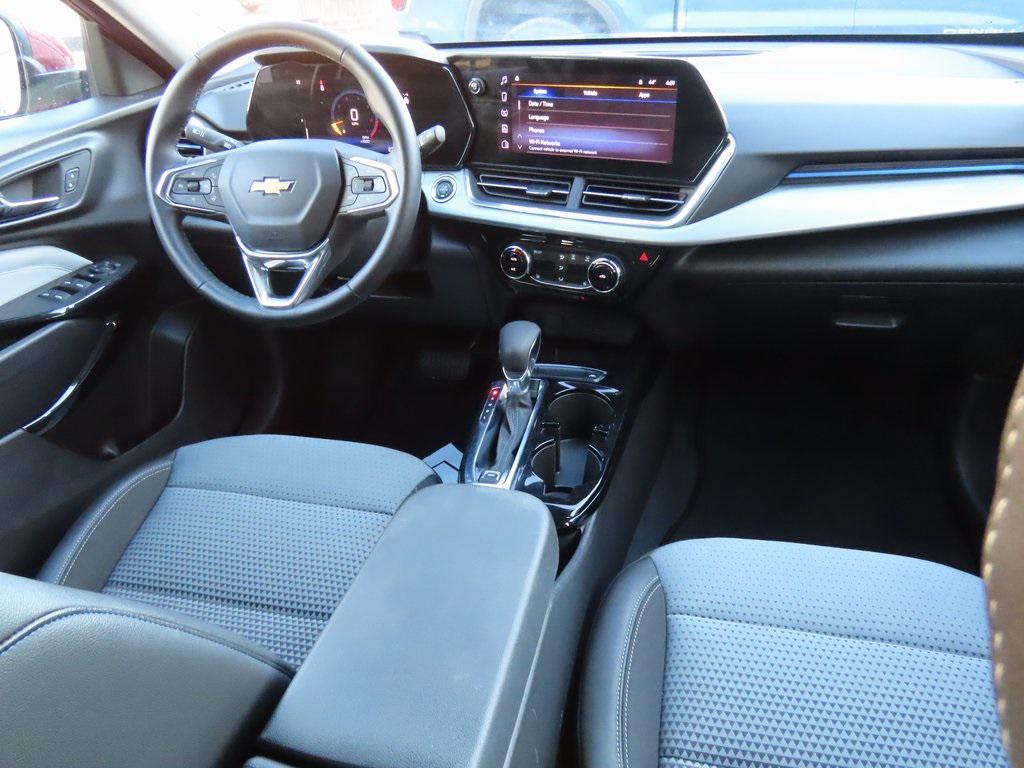 used 2025 Chevrolet Trax car, priced at $21,000