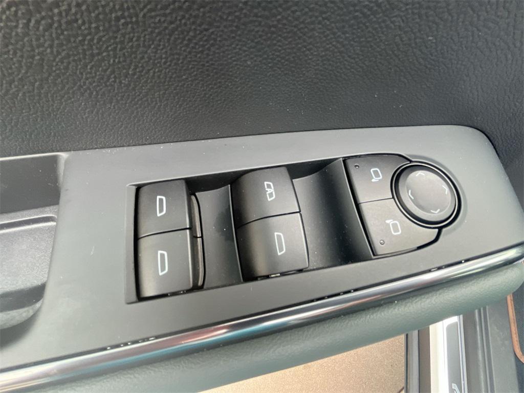 new 2025 GMC Acadia car, priced at $45,395