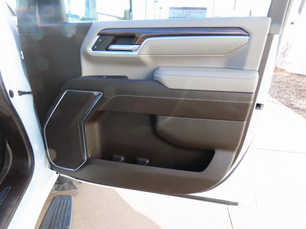 used 2024 Chevrolet Silverado 2500 car, priced at $52,600